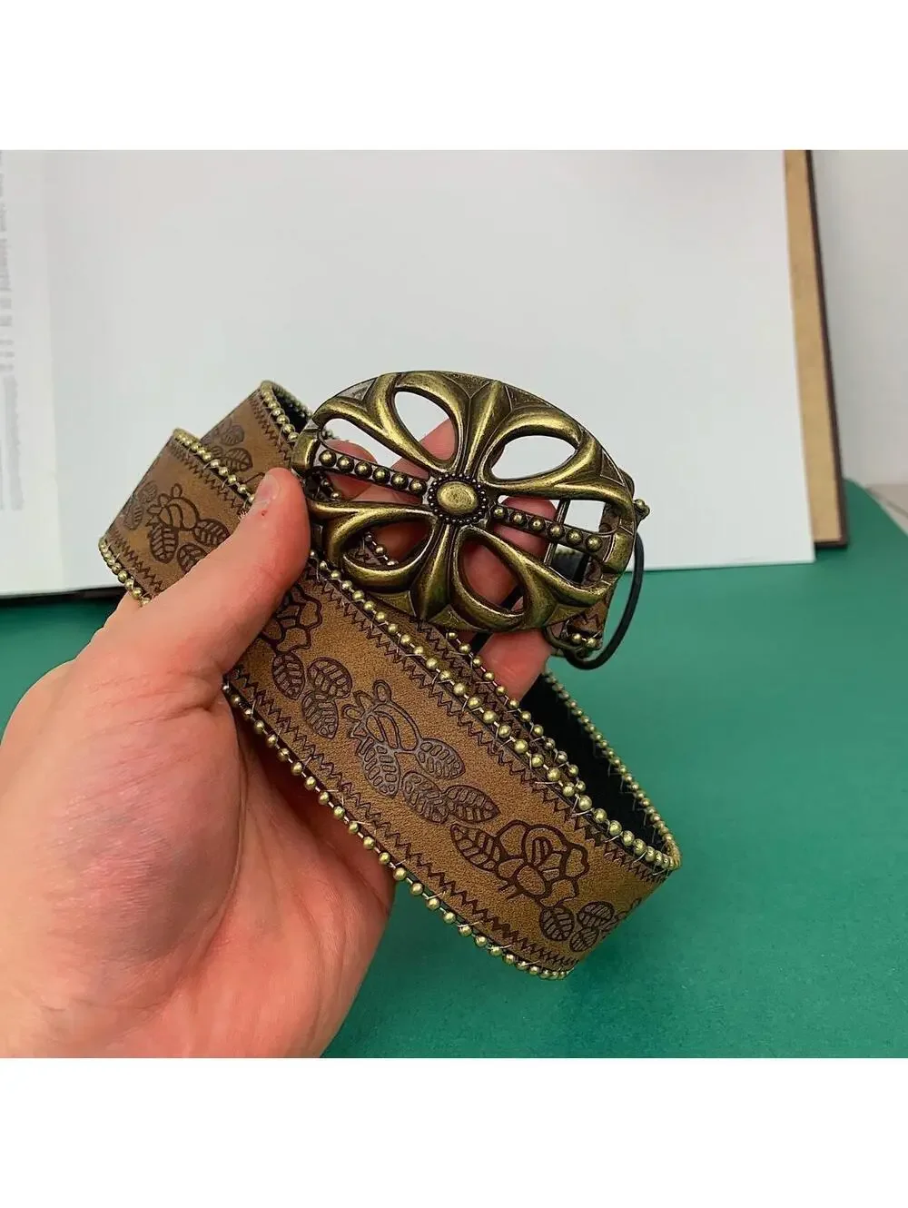 Y2k style American Western vintage style western floral gold beaded boho brown